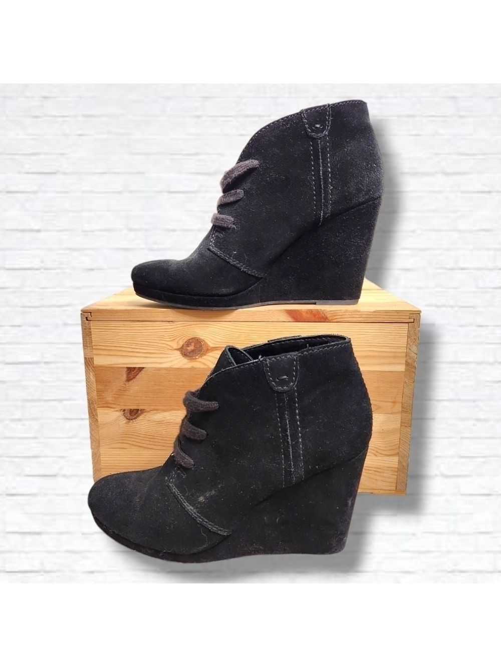 Dolce Vita "Gael" Black Suede 4" Wedge Heel Ankle Boots Size 9.5